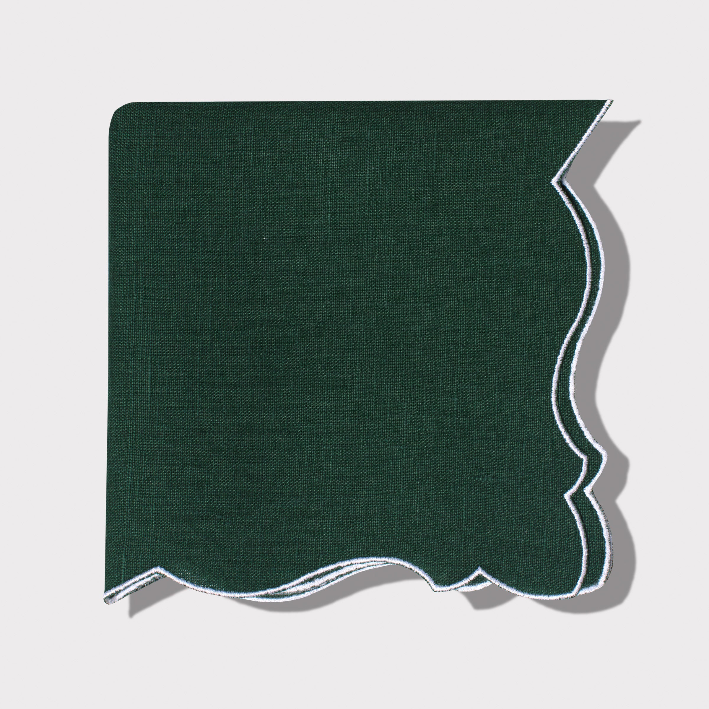 #color_dark green & white