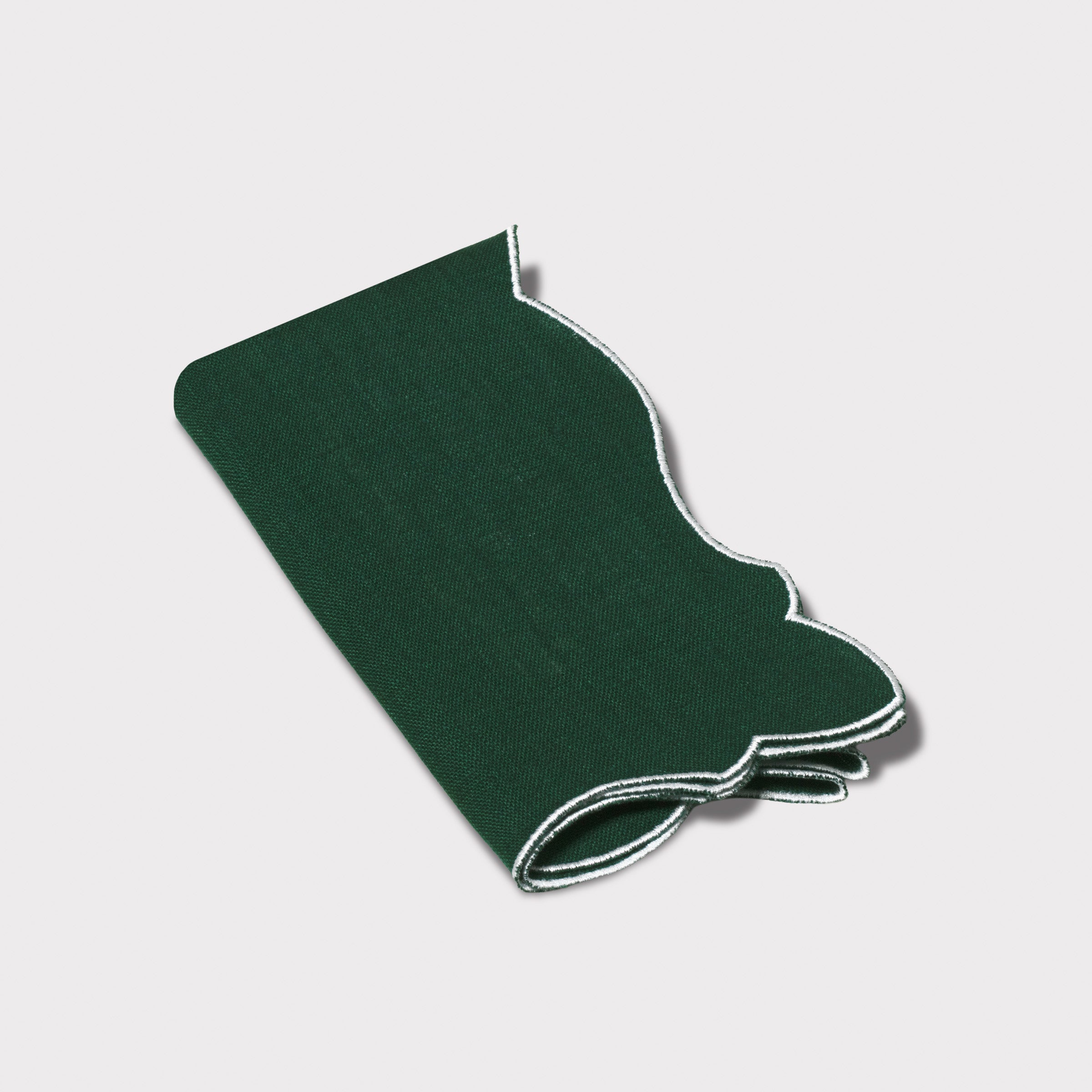 #color_dark green & white