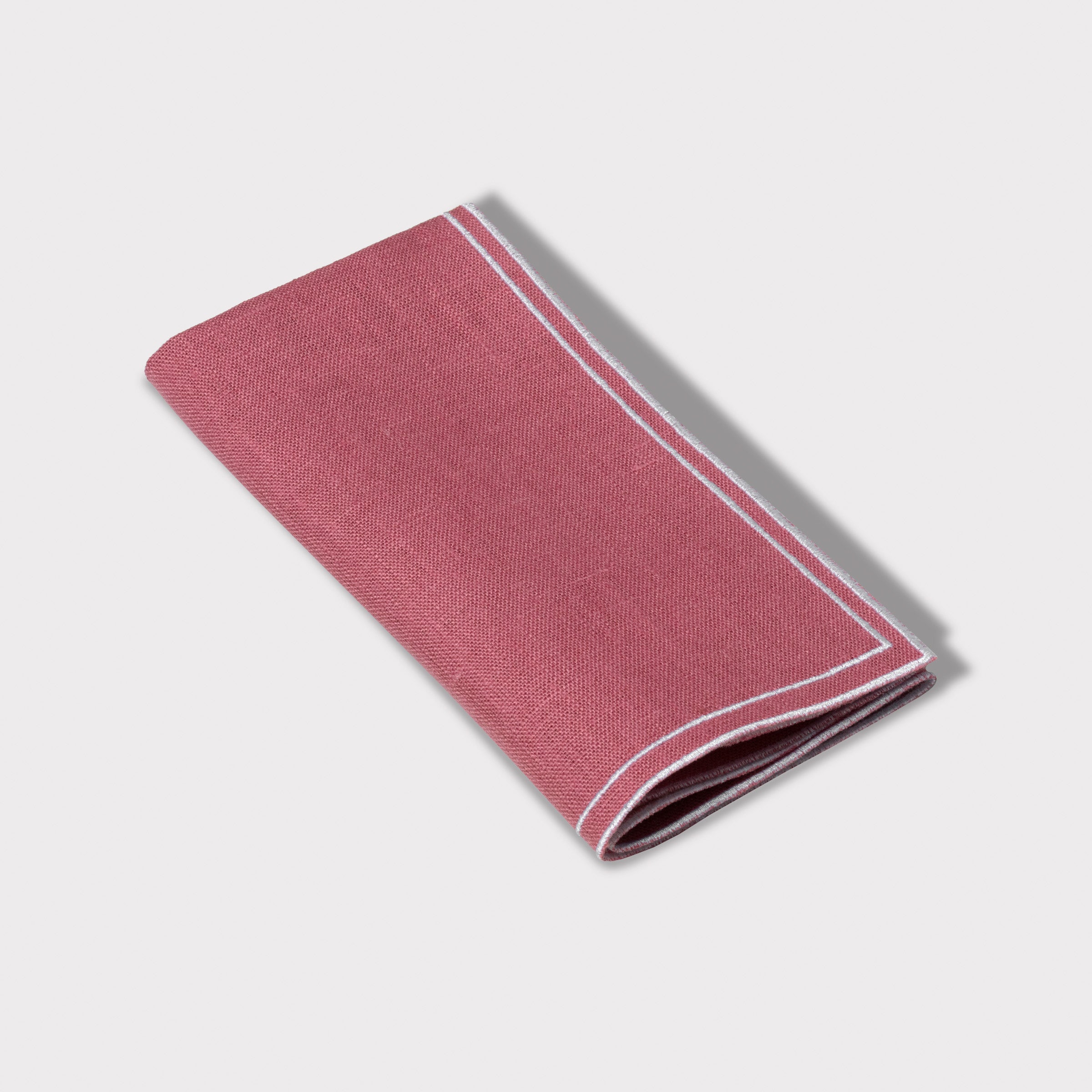 #color_cassis & white