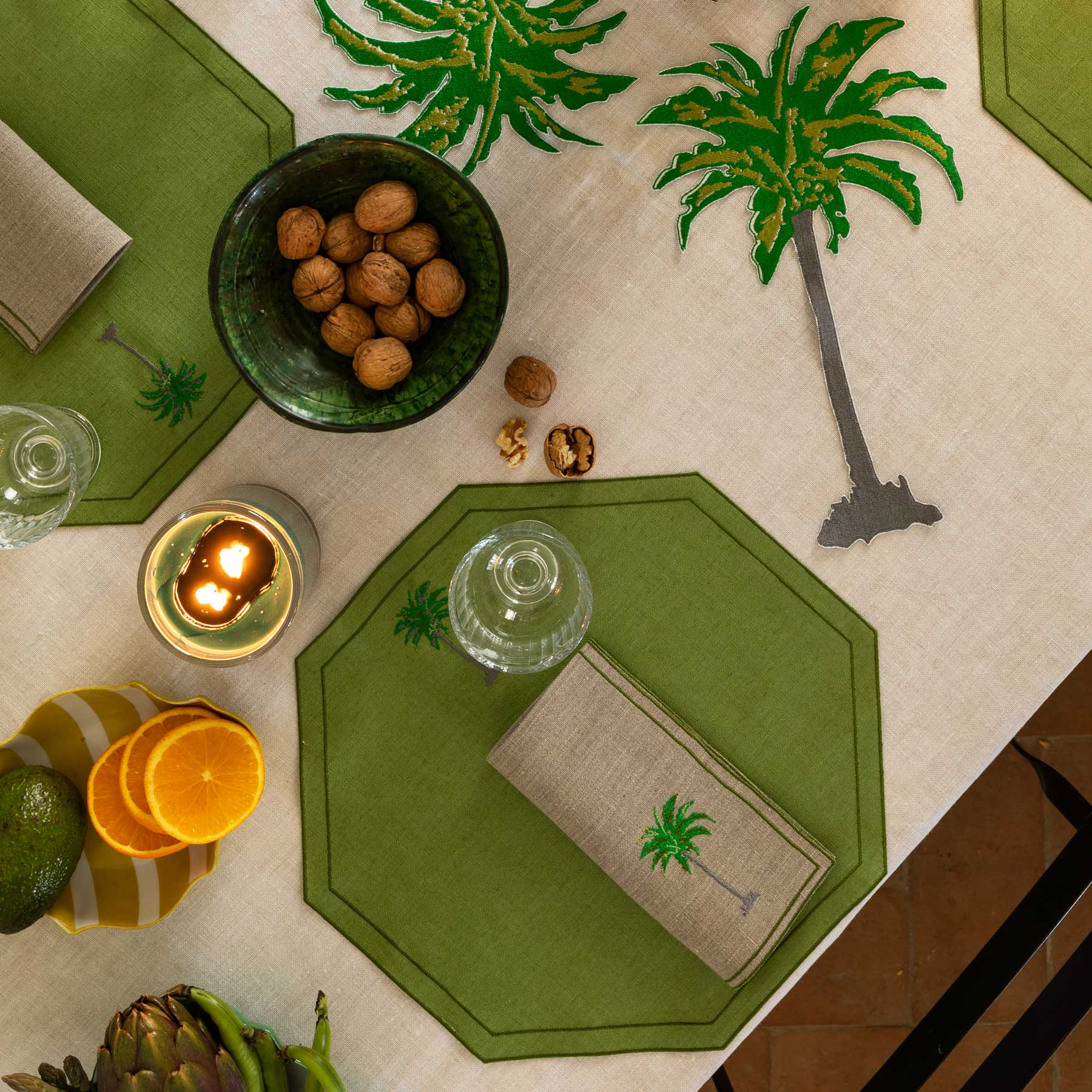 Palm & Papyrus Tablescape