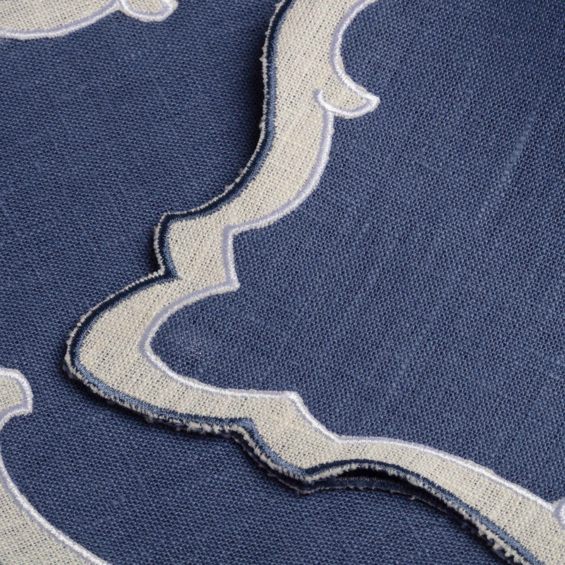 #color_denim & white