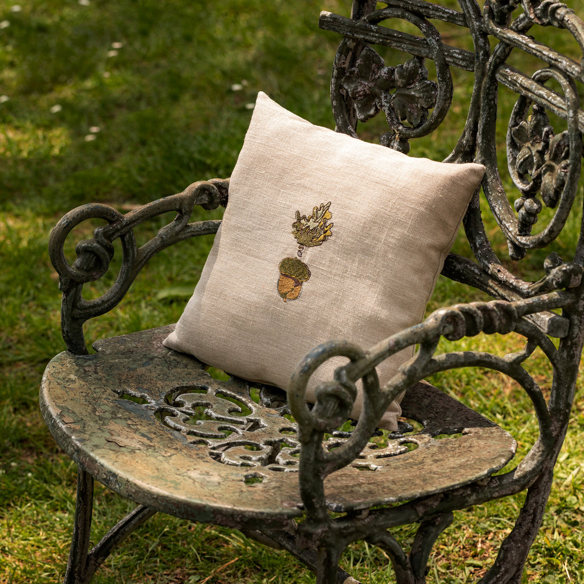 Oak & Acorn Cushion