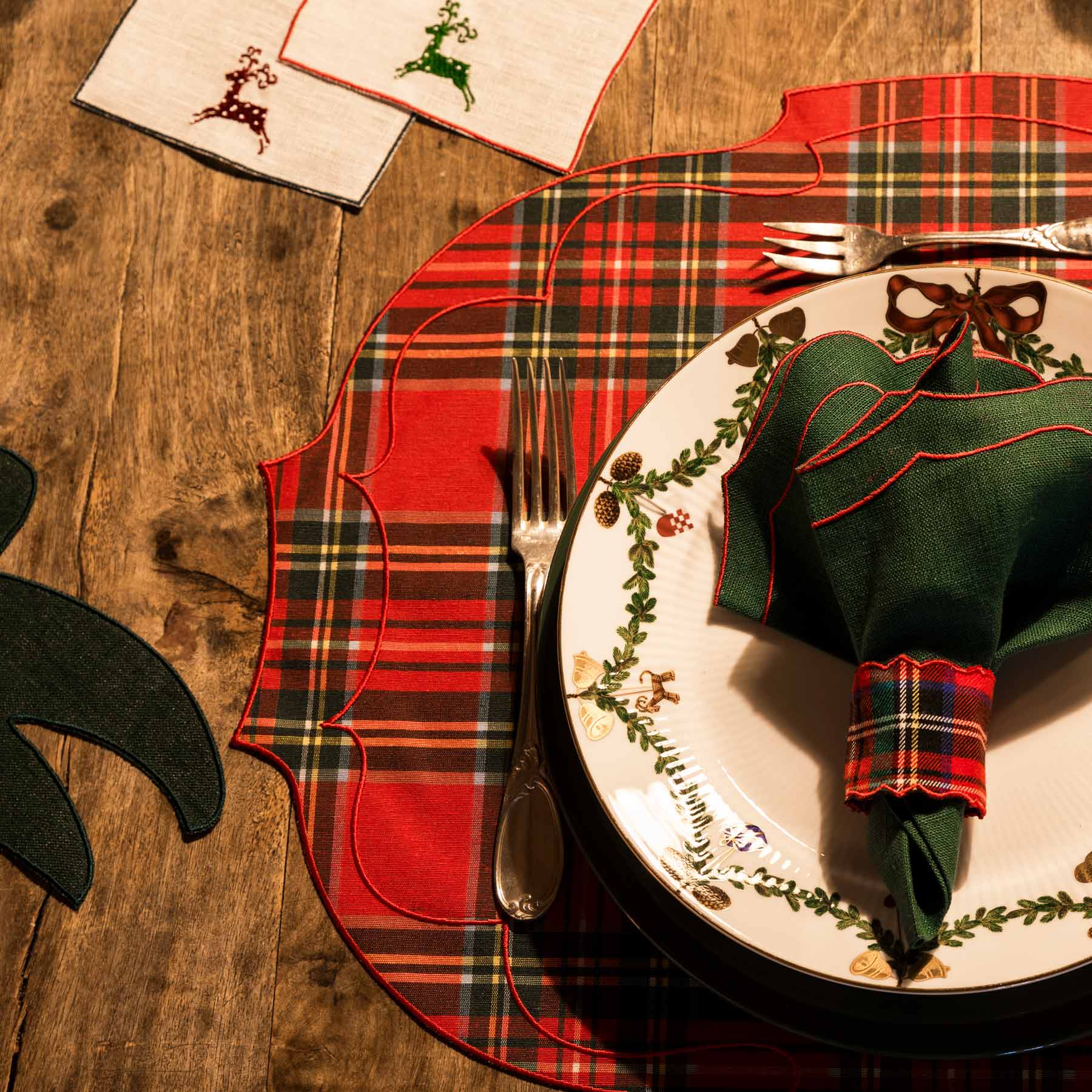 Merry Tartan Tablescape