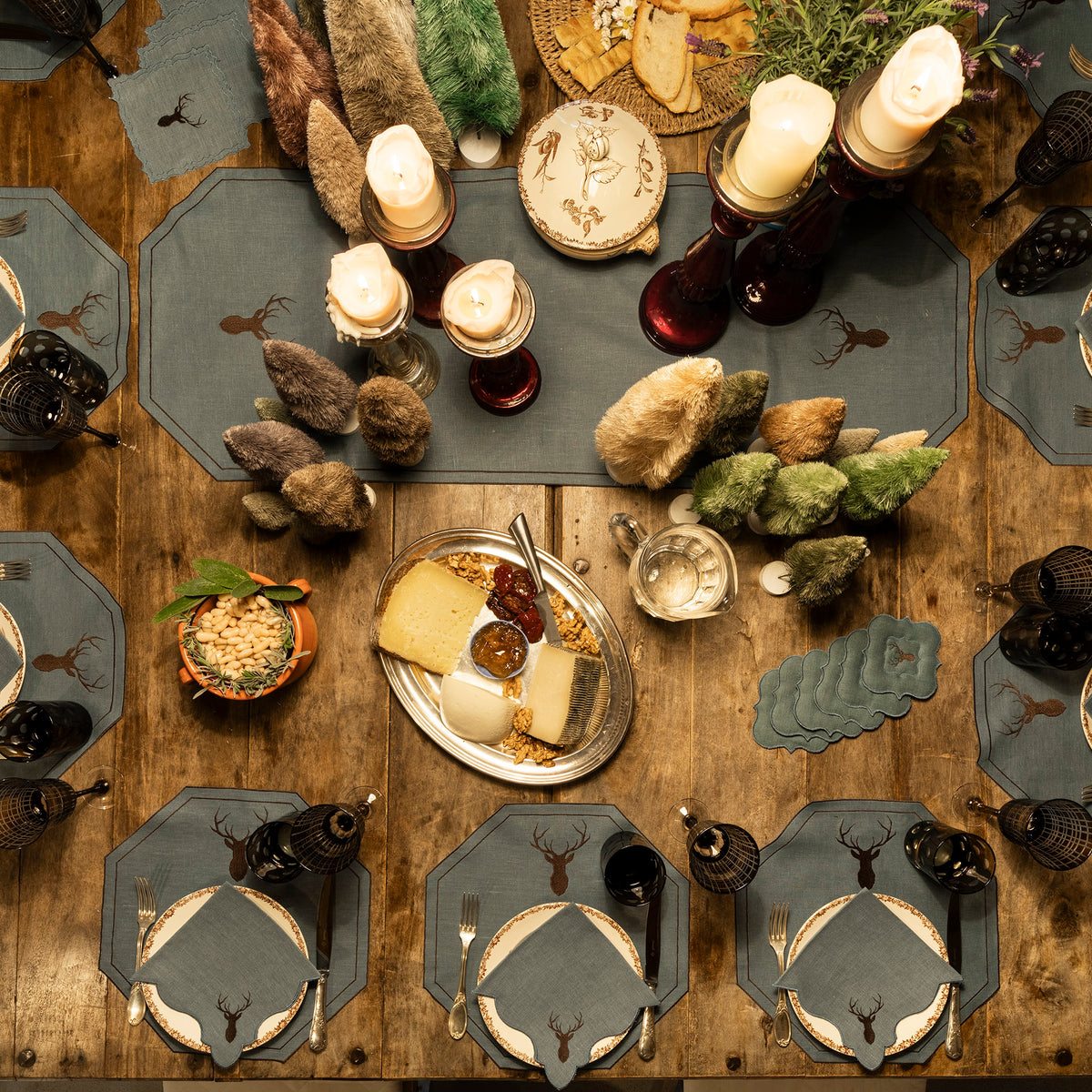 Mountain Deer Octagon Table Runner